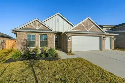1525 Apache Heights Drive, Dayton, TX 77535 - Photo 3