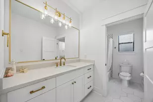 1803 Cheshire Ln, Houston, TX 77018 - Photo 33