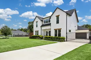 1803 Cheshire Ln, Houston, TX 77018 - Photo 3