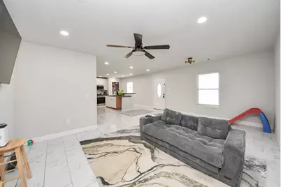 9106 Rockmore Drive, Houston, TX 77064 - Photo 15