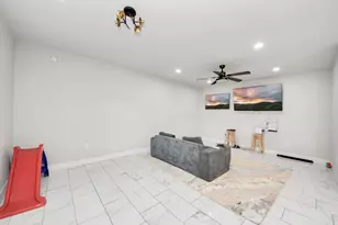 9106 Rockmore Dr, Houston, TX 77064 - Photo 13