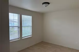 2724 Ave D Ave, San Leon, TX 77539 - Photo 3