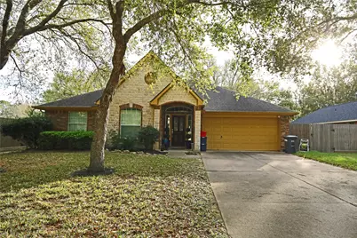 907 Riverside Drive, Alvin, TX 77511 - Photo 1