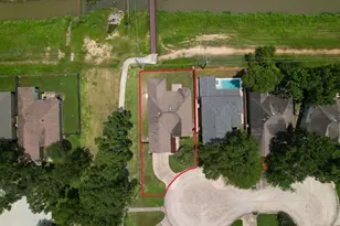 1914 Eastwood Lake Ct, Kingwood, TX 77339 - Photo 33