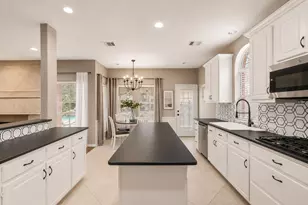 1511 Goodnight Ct, Sugar Land, TX 77479 - Photo 9