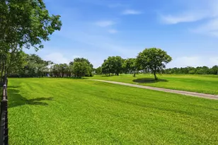 2311 Fairway Pointe Dr, League City, TX 77573 - Photo 35