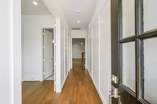 3520 Harvest Dance Dr, Houston, TX 77008 - Photo 11