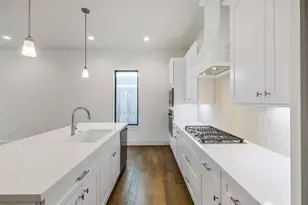 3520 Harvest Dance Dr, Houston, TX 77008 - Photo 17