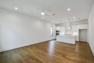 3520 Harvest Dance Dr, Houston, TX 77008 - Photo 13