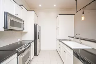 1900 Genesee St, Houston, TX 77006 - Photo 7
