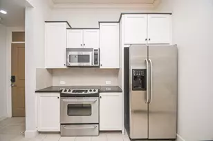 1900 Genesee St, Houston, TX 77006 - Photo 11