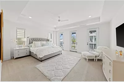 110 E 26th Street #B, Houston, TX 77008 - Photo 25