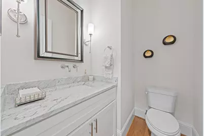 110 E 26th Street #B, Houston, TX 77008 - Photo 17