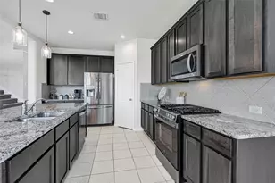 84 Carmel Dr, Manvel, TX 77578 - Photo 9