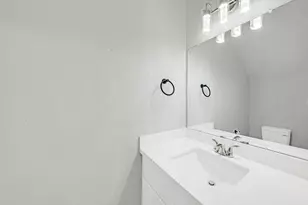 4614 Redbud St, Houston, TX 77051 - Photo 11