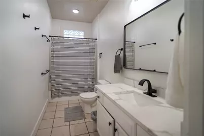 606 W Drew Street #B, Houston, TX 77006 - Photo 9