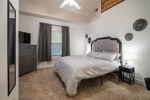 606 W Drew St, Houston, TX 77006 - Photo 11