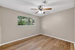 13847 Cherry Hollow Ln, Houston, TX 77082 - Photo 27