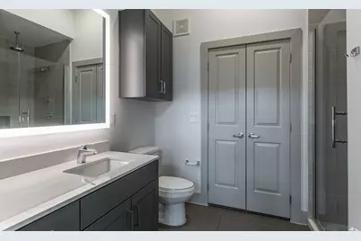 160 Birdsall Street #1147, Houston, TX 77007 - Photo 9