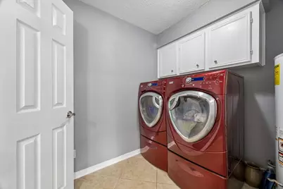 3702 Millbridge Drive, Houston, TX 77059 - Photo 13