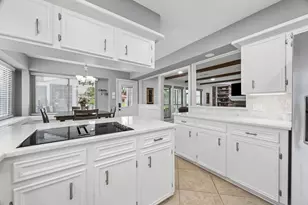 3702 Millbridge Dr, Houston, TX 77059 - Photo 7