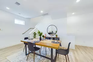 8317 Springwood Cyn Ln, Houston, TX 77055 - Photo 11