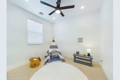 8317 Springwood Canyon Lane, Houston, TX 77055 - Photo 15