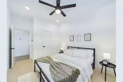 8317 Springwood Canyon Lane, Houston, TX 77055 - Photo 19