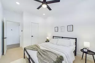 8317 Springwood Cyn Ln, Houston, TX 77055 - Photo 19
