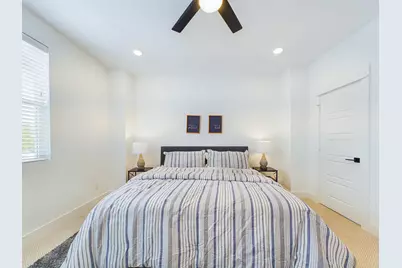 8317 Springwood Canyon Lane, Houston, TX 77055 - Photo 21