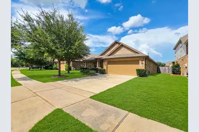 8206 Oxbow Manor Lane, Cypress, TX 77433 - Photo 3