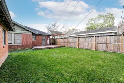 721 E 16th Street, Houston, TX 77008 - Photo 17