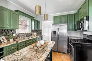 721 E 16th St, Houston, TX 77008 - Photo 9