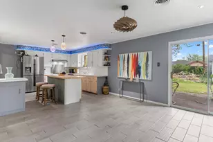 208 Lindsey Ave, Bay City, TX 77414 - Photo 13