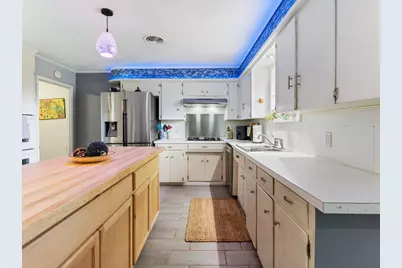 208 Lindsey Avenue, Bay City, TX 77414 - Photo 7