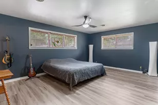 208 Lindsey Ave, Bay City, TX 77414 - Photo 23