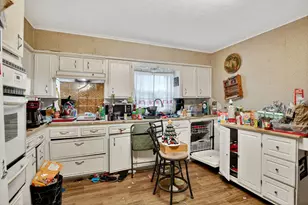 2319 Woodville Rd, Bryan, TX 77803 - Photo 5