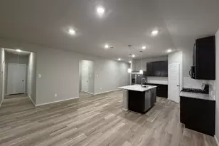 7722 Beaufort Ln, Baytown, TX 77523 - Photo 5