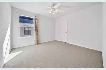 3615 Emerald Bay Lane, Sugar Land, TX 77498 - Photo 35