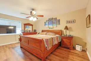 11515 Burdine St, Houston, TX 77035 - Photo 19
