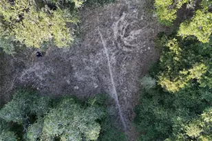 270 Cr 120, Hallettsville, TX 77964 - Photo 17