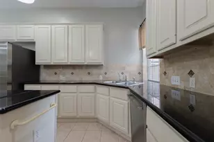 12819 Kingsbridge Ln, Houston, TX 77077 - Photo 21