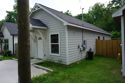 9824 Arbor Oak, Willis, TX 77318 - Photo 3