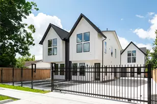 7210 Weyburn St, Houston, TX 77028 - Photo 1