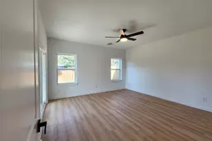 7817 Beckley St, Houston, TX 77088 - Photo 11