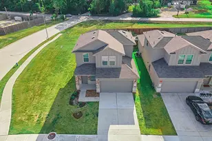 22503 Aspen Tarn Trl, Spring, TX 77373 - Photo 3