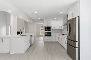 13811 Menasco Ct, Houston, TX 77077 - Photo 15