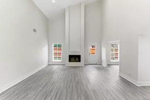 13811 Menasco Ct, Houston, TX 77077 - Photo 5