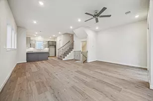 3067 Hicks St, Houston, TX 77007 - Photo 3