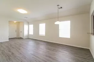 6301 Hogue St, Houston, TX 77087 - Photo 5